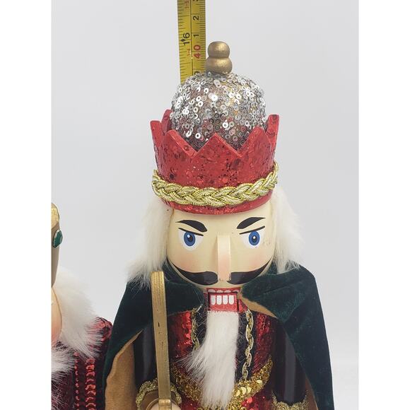 Nutcracker Set of 3 King With Cape, Drummer, Jeweled and Bedazzled Nutcrackers - Picture 5 of 15